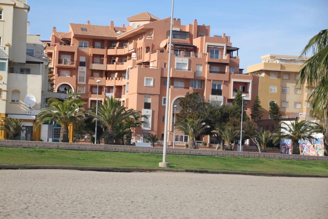 רוקאוטס דה מר Apartamento En Primera Linea De Playa, Con Vistas A La Playa Y Con Wifi מראה חיצוני תמונה